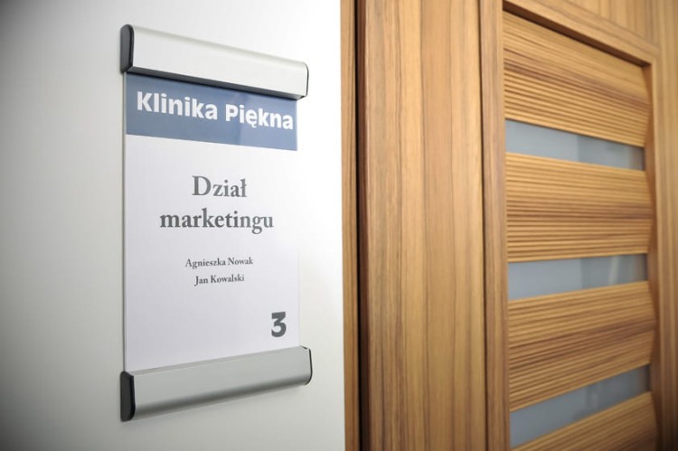 tabliczka_przydrzwiowa_t1_2.jpg