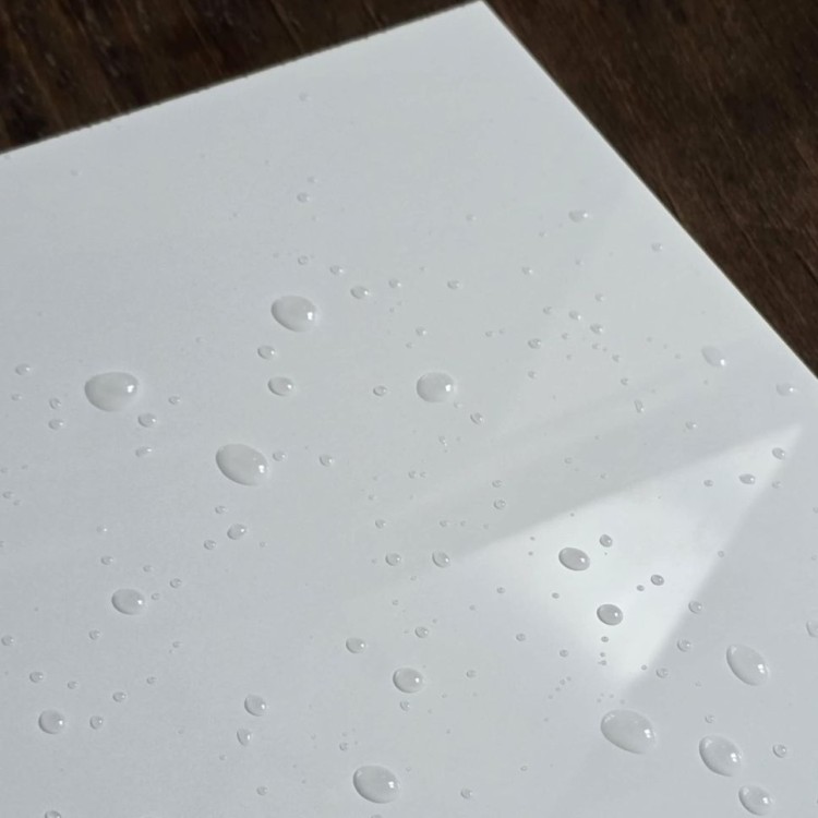 Plexi biała połysk do dekoracji 2mm 400x300mm | ALUPLEXI