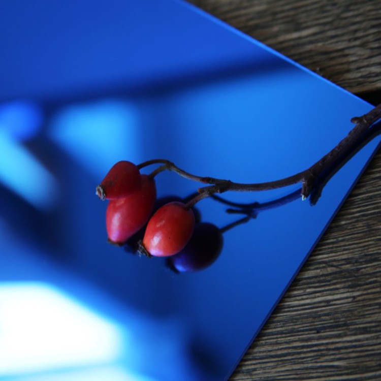 Plexi lustro niebieskie 1,9 mm 600×400 mm – 1 sztuka | ALUPLEXI