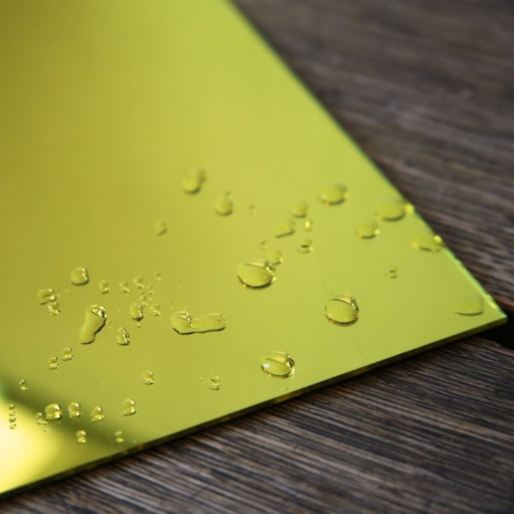 Plexi lustro żółte 1,9 mm 600×400 mm – arkusz | ALUPLEXI