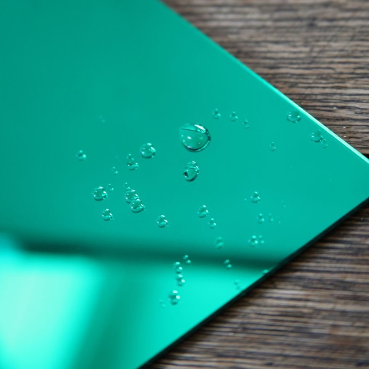 Plexi lustro zielone 1,9 mm 700×500 mm – arkusz | ALUPLEXI