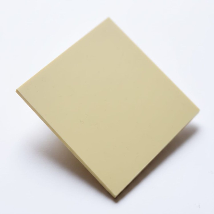 Plexi pastelowa żółta 3 mm 400×300 mm – strona matowa | ALUPLEXI