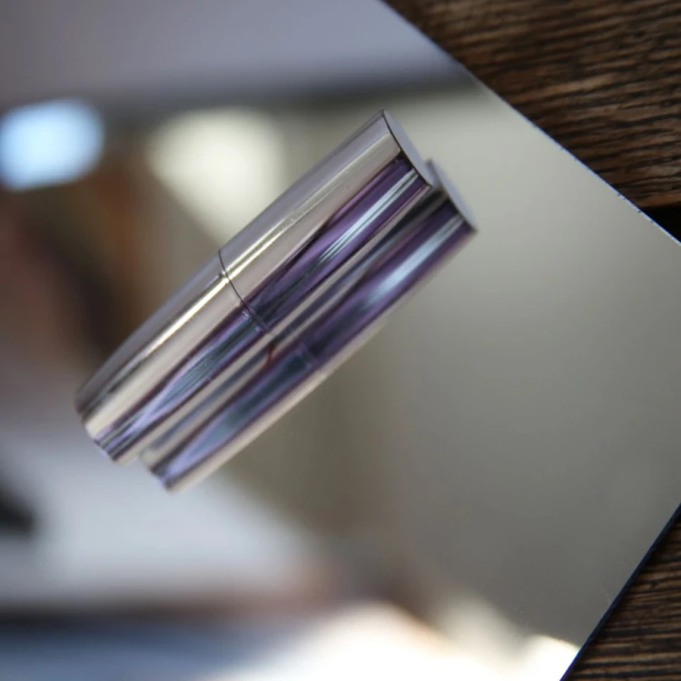 Plexi lustro srebrne 1,5 mm 600×400 mm – do dekoracji – pakiet 62 sztuk | ALUPLEXI
